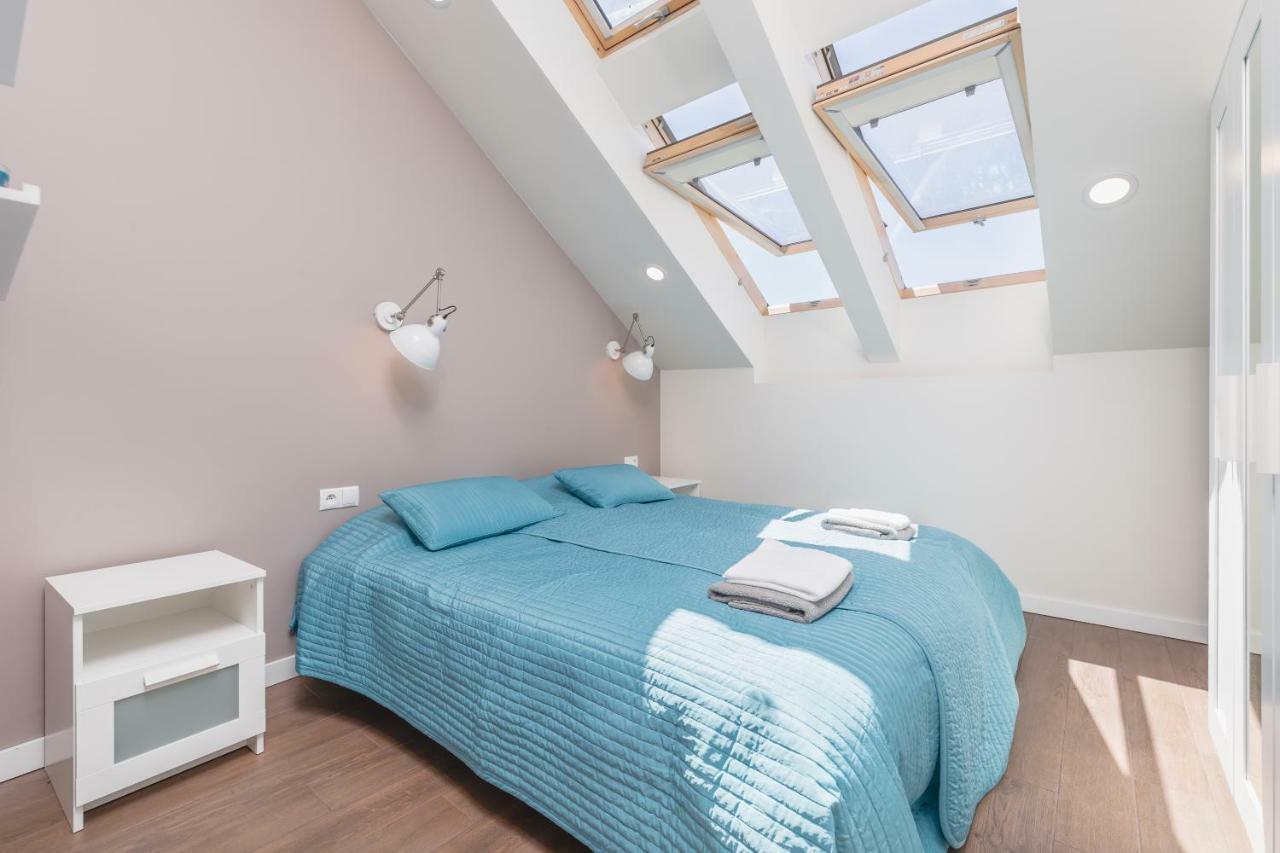 Cheerful Air Conditioned Apartment With Mezzanine And Parking - Old Town 크라쿠프 외부 사진