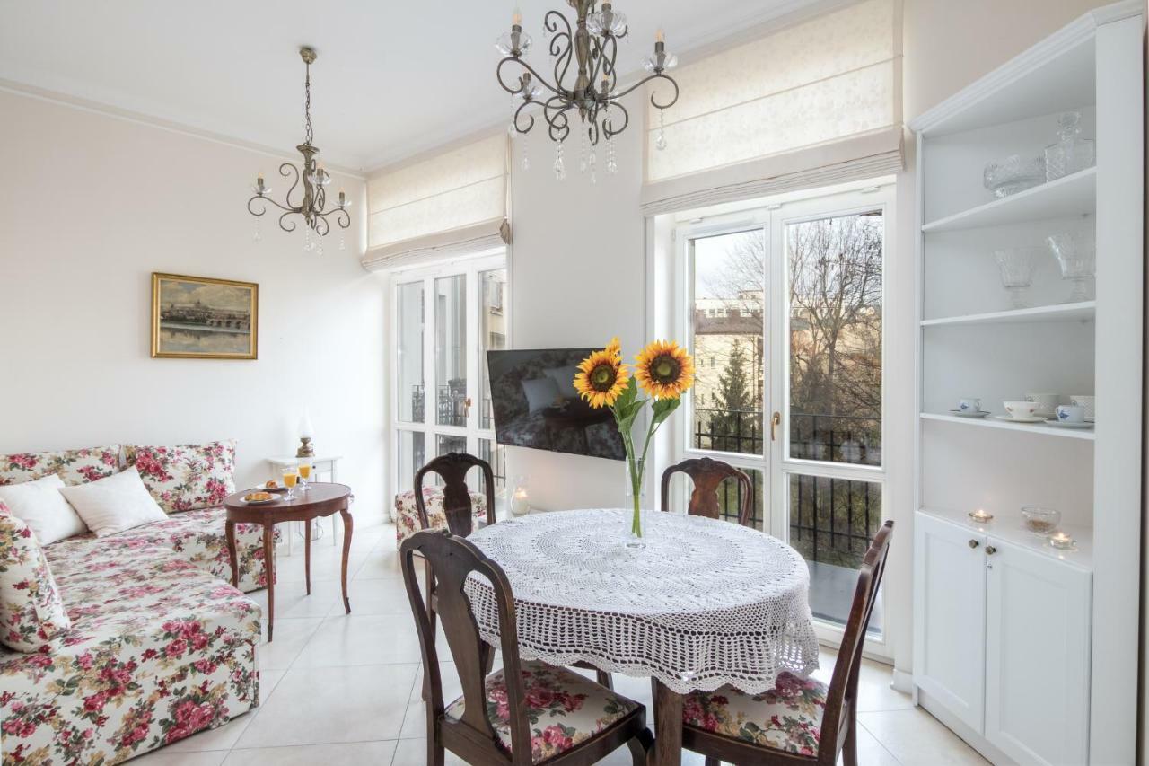 Cheerful Air Conditioned Apartment With Mezzanine And Parking - Old Town 크라쿠프 외부 사진