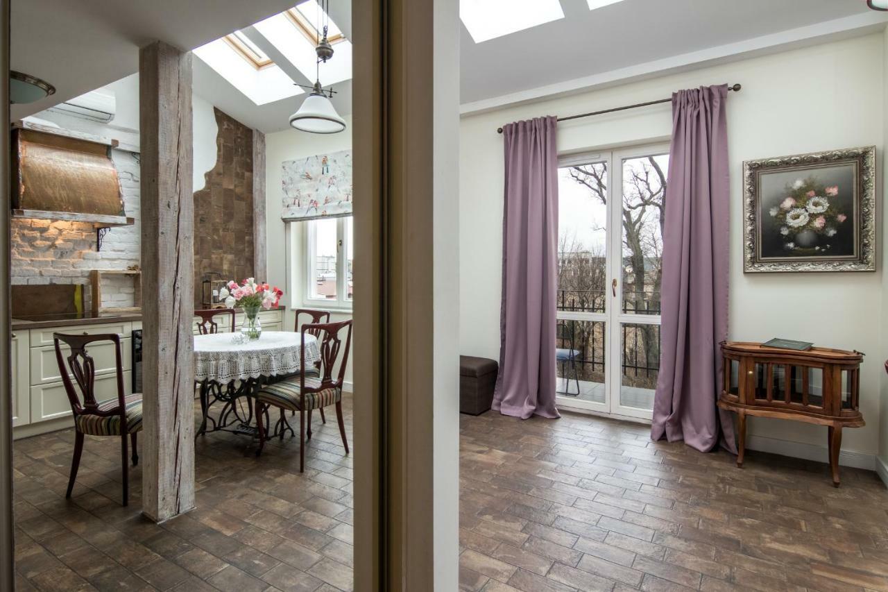 Cheerful Air Conditioned Apartment With Mezzanine And Parking - Old Town 크라쿠프 외부 사진