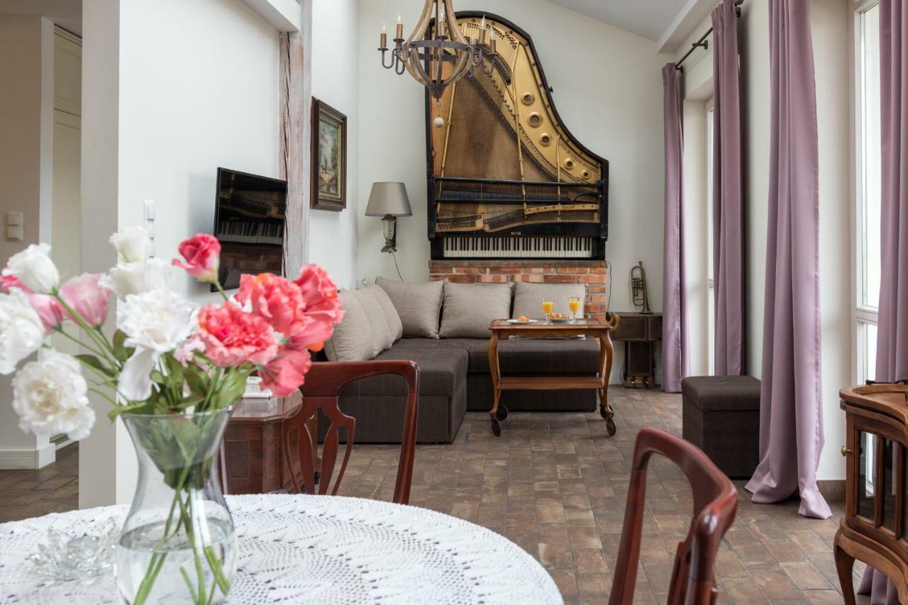 Cheerful Air Conditioned Apartment With Mezzanine And Parking - Old Town 크라쿠프 외부 사진