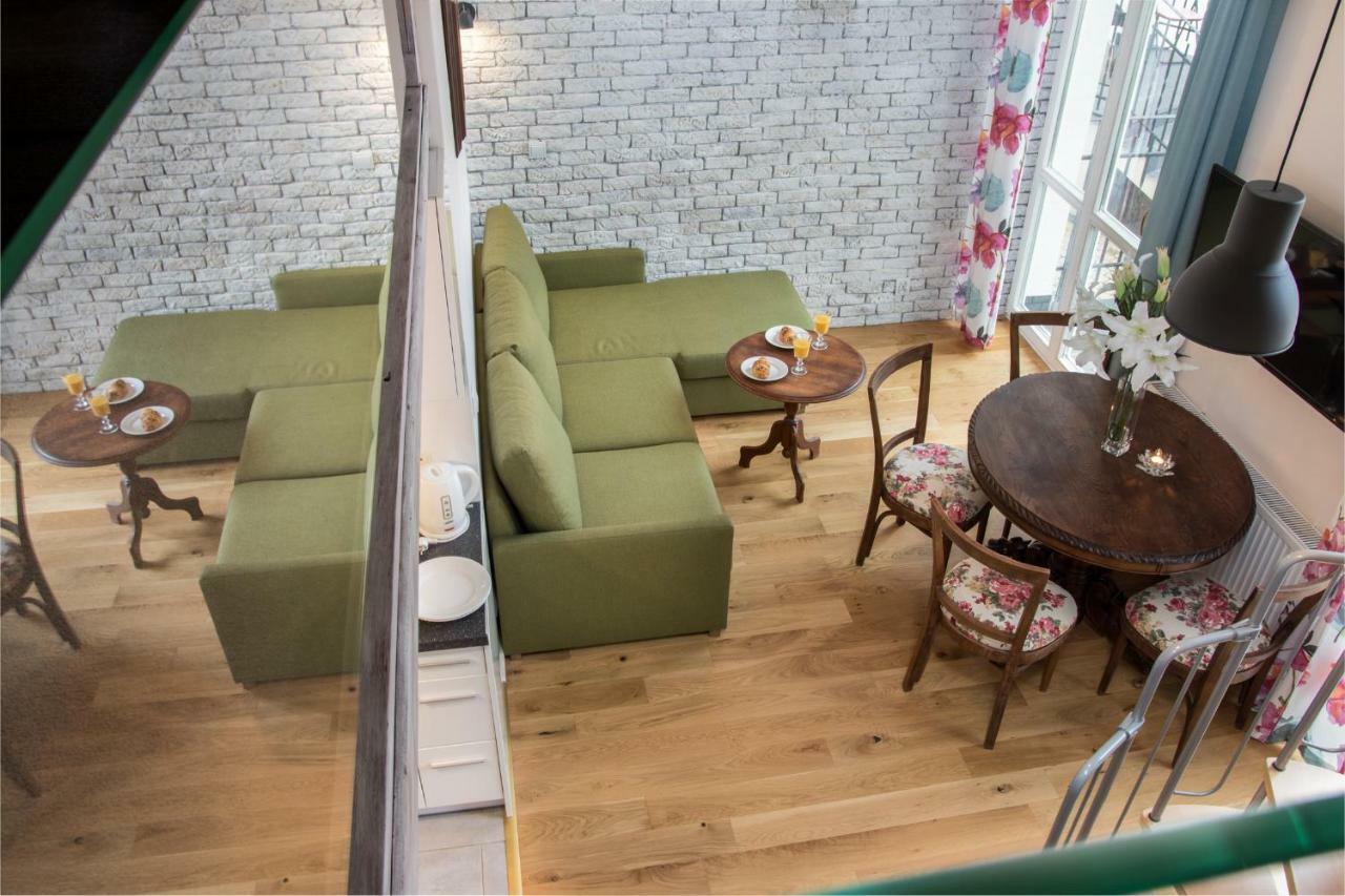 Cheerful Air Conditioned Apartment With Mezzanine And Parking - Old Town 크라쿠프 외부 사진
